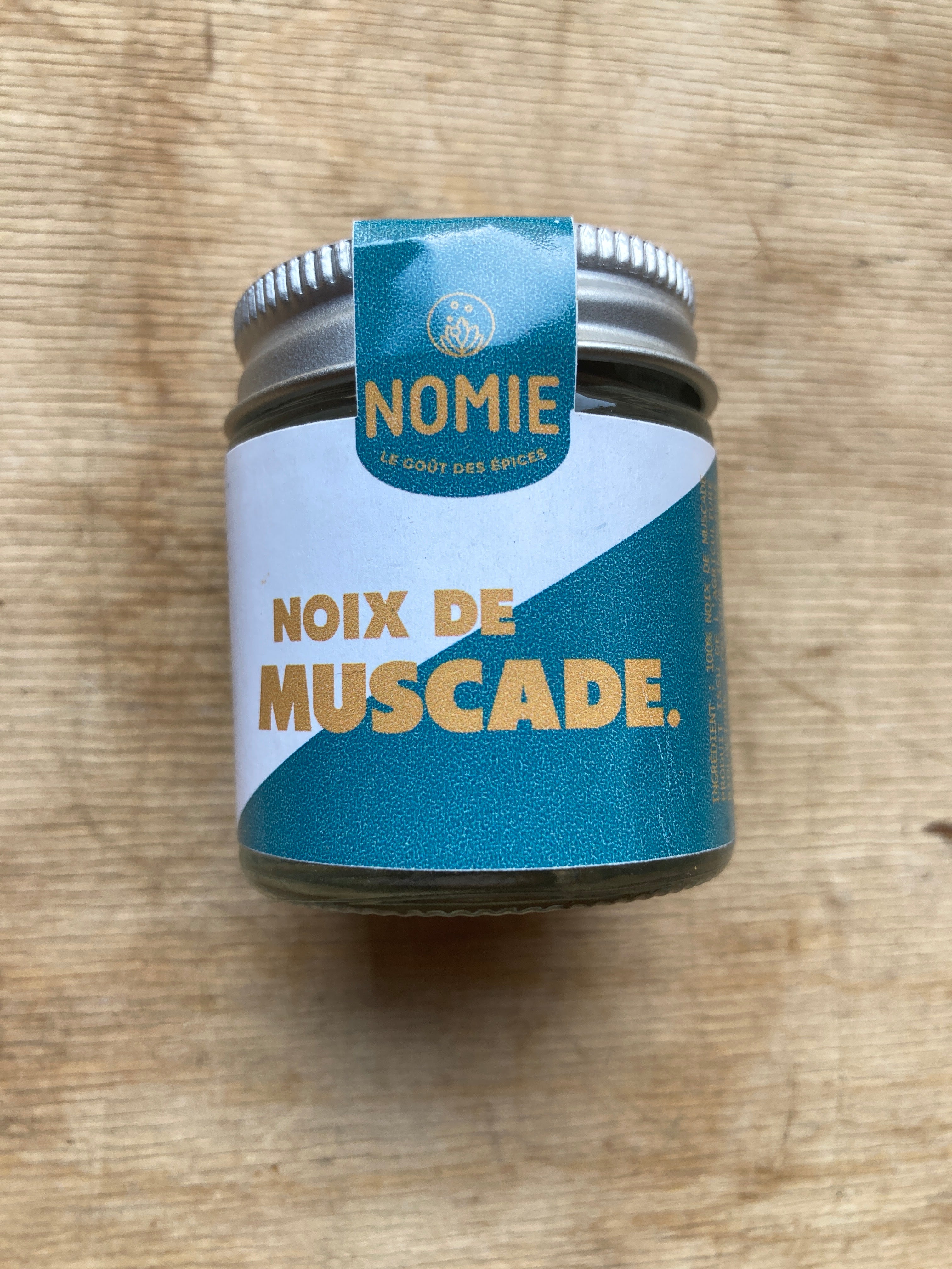 NOIX DE MUSCADE