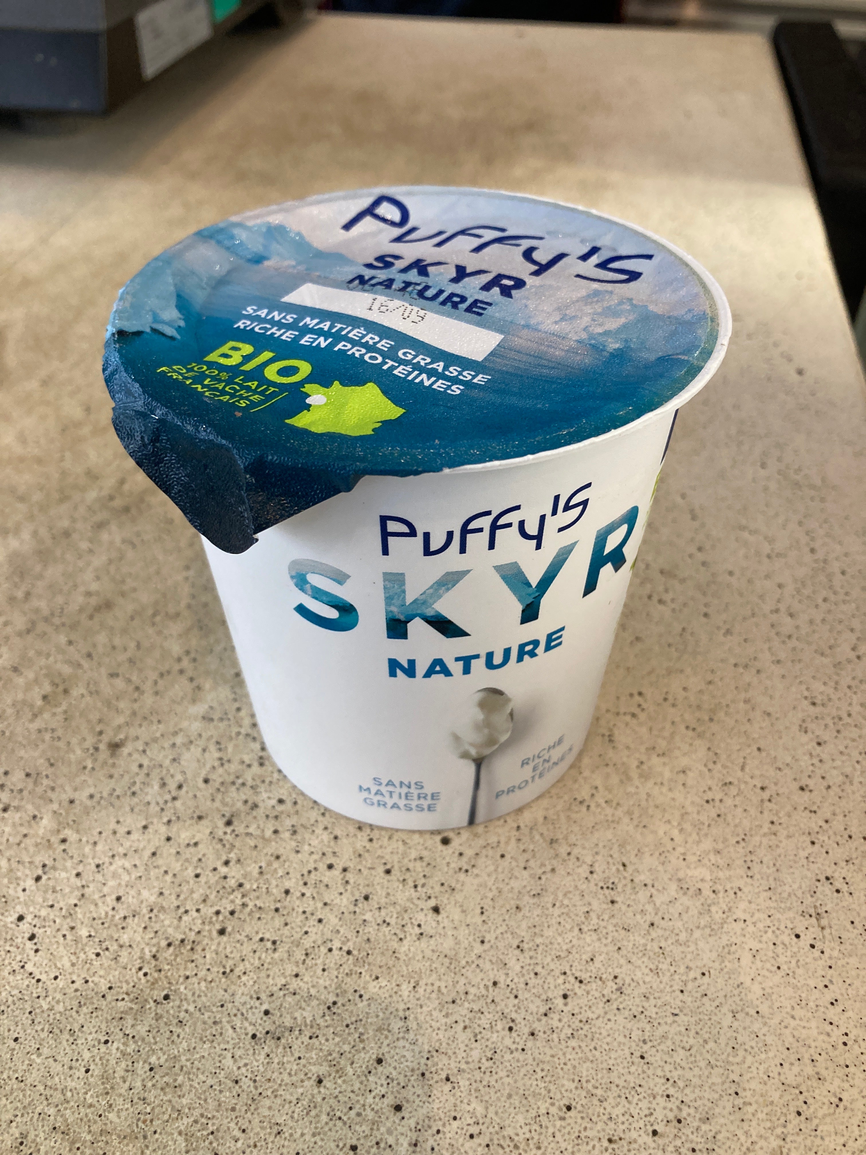 SKYR Puffy’s nature